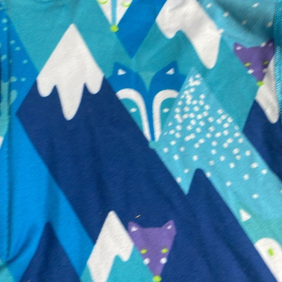 Adorable Obermeyer Ski Shirt - Picture 2 of 5